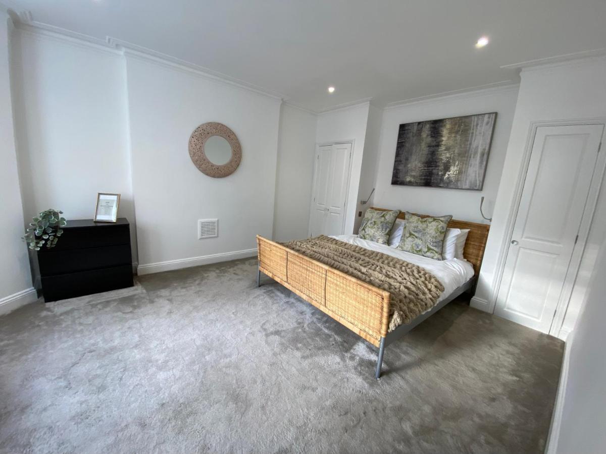לונדון Fantastic Spacious Garden Flat With Own Private Entrance מראה חיצוני תמונה