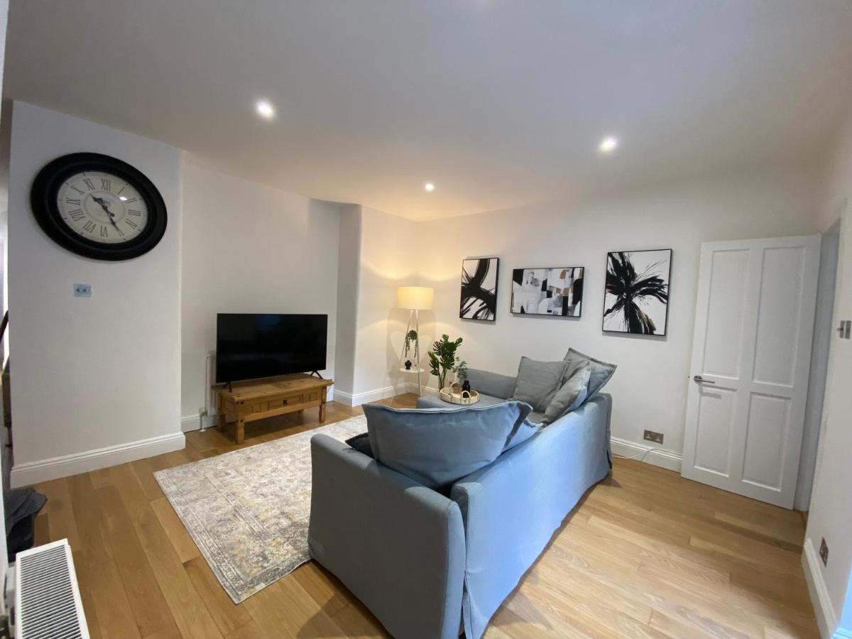לונדון Fantastic Spacious Garden Flat With Own Private Entrance מראה חיצוני תמונה