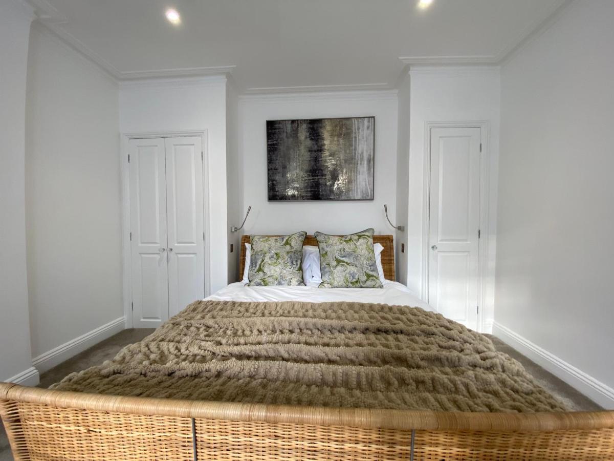 לונדון Fantastic Spacious Garden Flat With Own Private Entrance מראה חיצוני תמונה